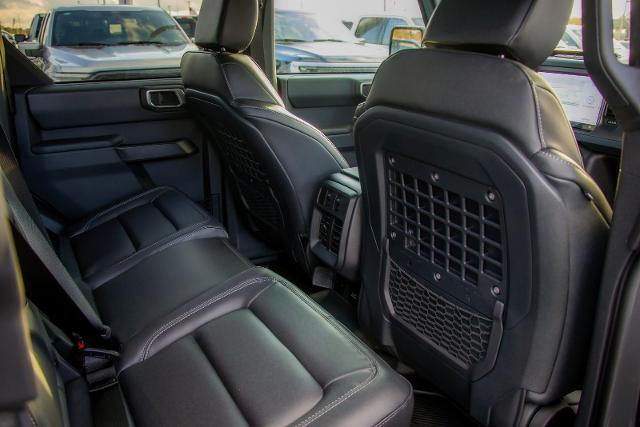 2025 Ford Bronco Badlands SUV