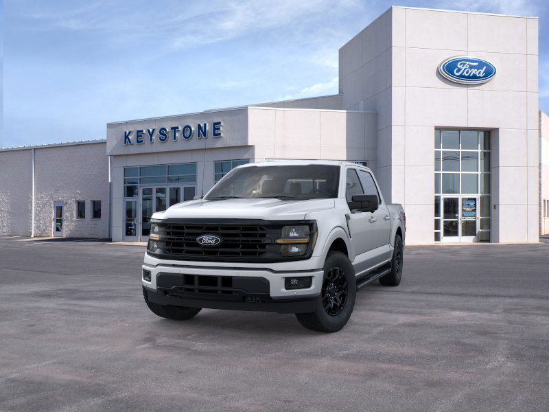 2025 Ford F-150 XLT photo 2