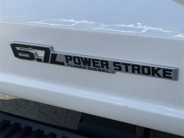 2024 Ford   46