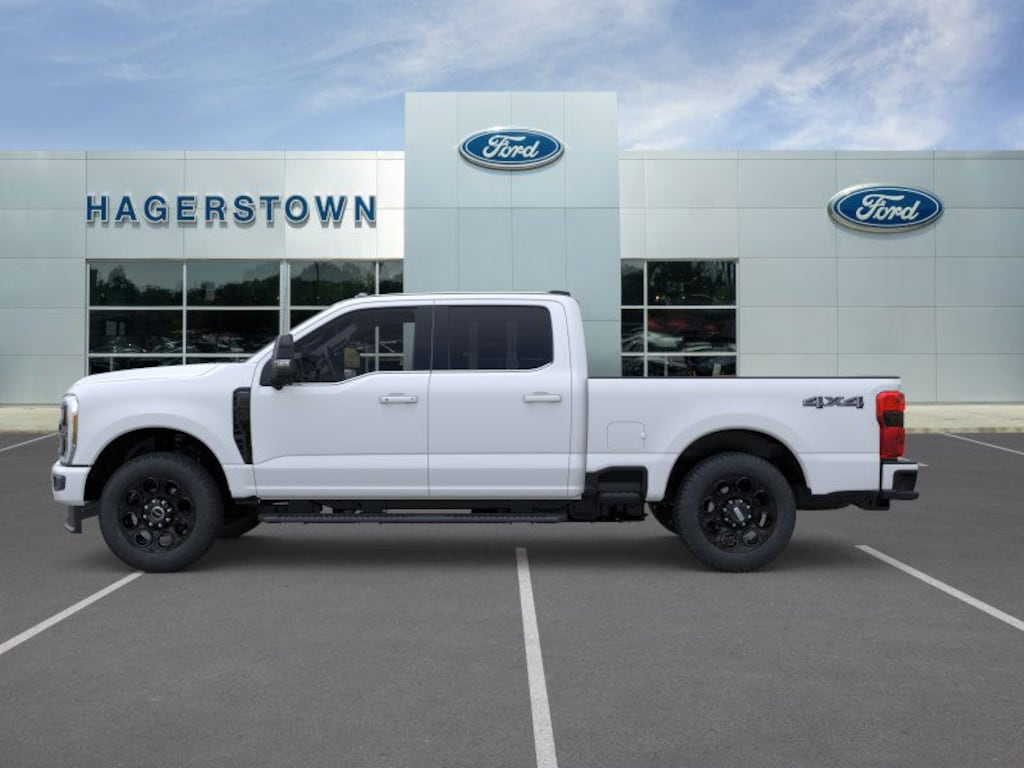 New 2026 Ford F-350 Lariat Truck Crew Cab
