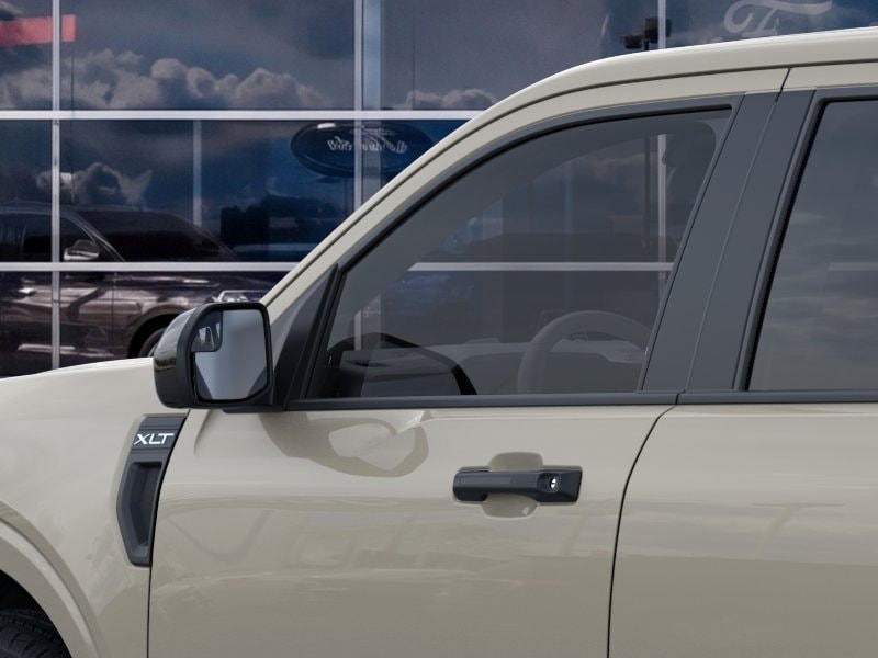 2025 Ford Maverick XLT - Photo 31