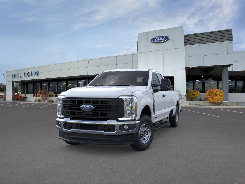 2025 Ford F-250 photo 2