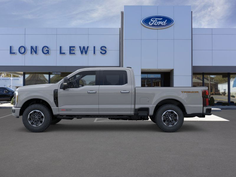 2025 Ford F-250 Lariat photo 3