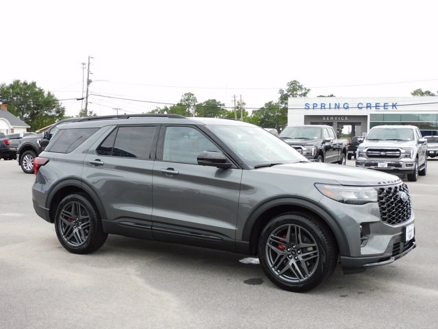 2025 Ford Explorer ST - Photo 25