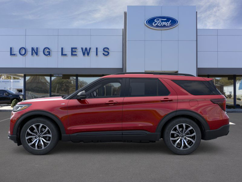 2025 Ford Explorer ST-Line photo 3