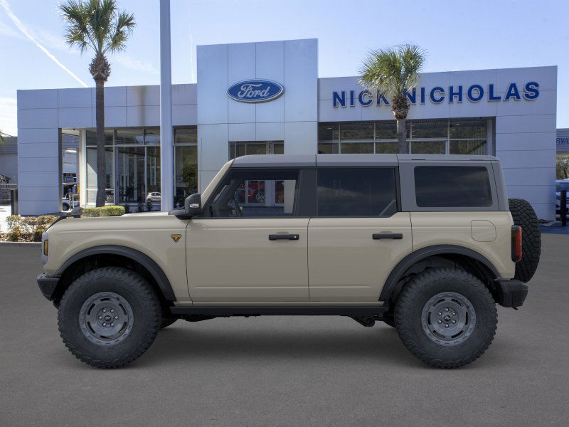 2025 Ford Bronco Badlands photo 3