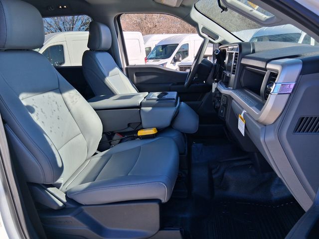 2025 Ford F-450 Super Duty Chassis Cab XL - Photo 48