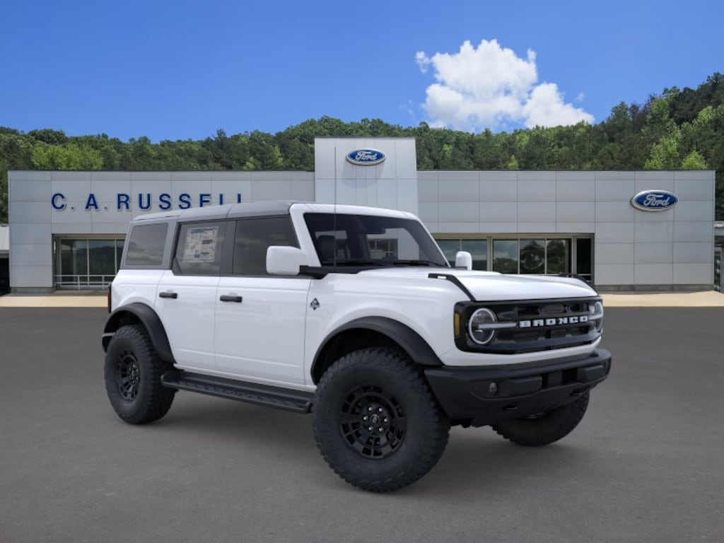 New 2026 Ford Bronco Outer Banks SUV