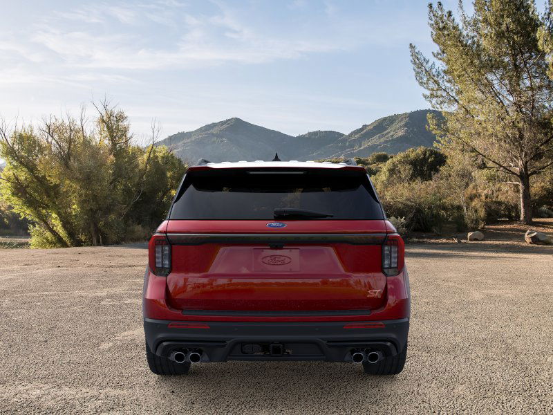 2026 Ford Explorer ST - Photo 28