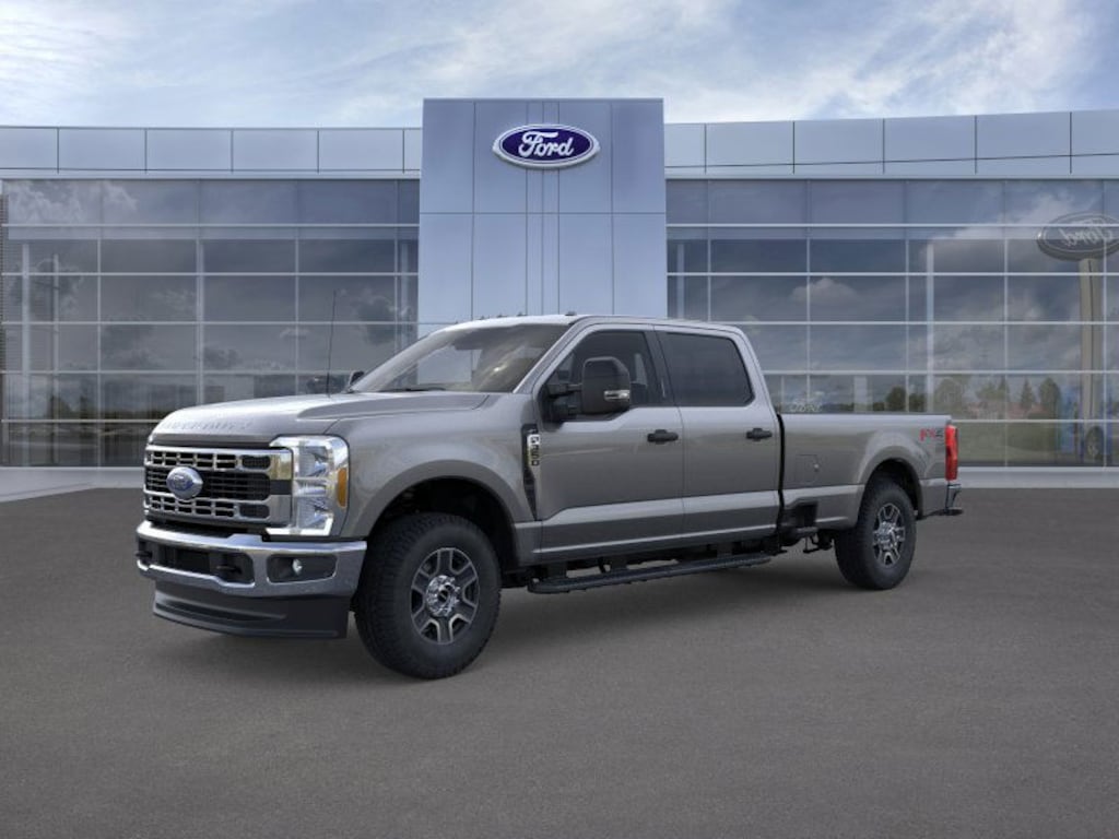 New 2025 Ford F-350 Truck Crew Cab