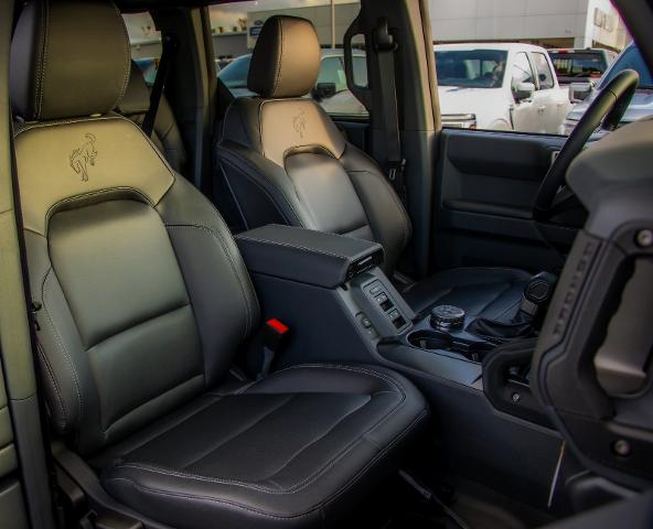 2025 Ford Bronco Badlands SUV
