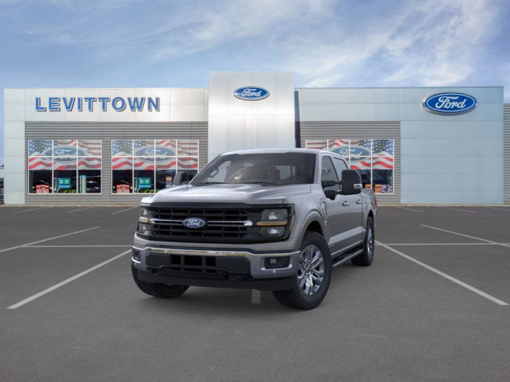 New 2025 Ford F-150 XLT F150 4X4 SUPERCREW XLT - 145