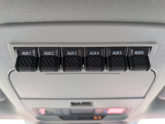 2025 Ford F-350 Super Duty Chassis Cab XL - Photo 56