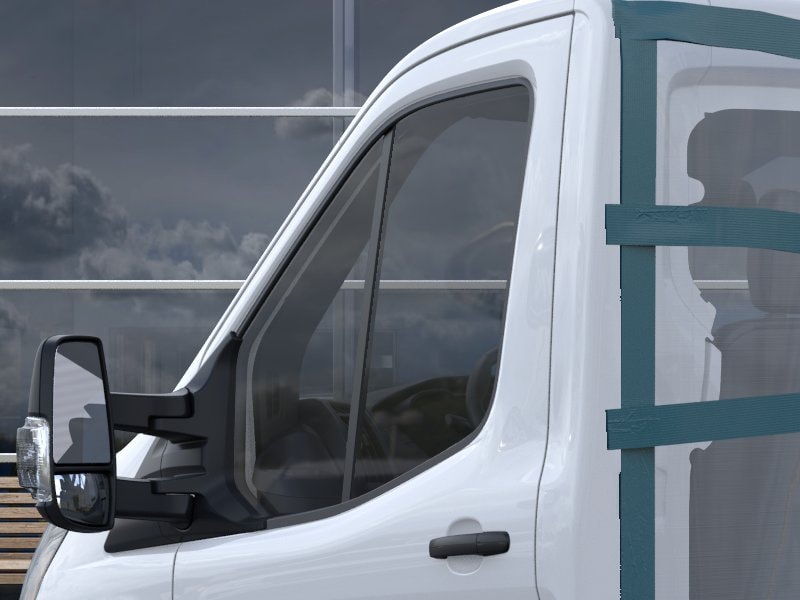 2025 Ford Transit Cutaway Base - Photo 41