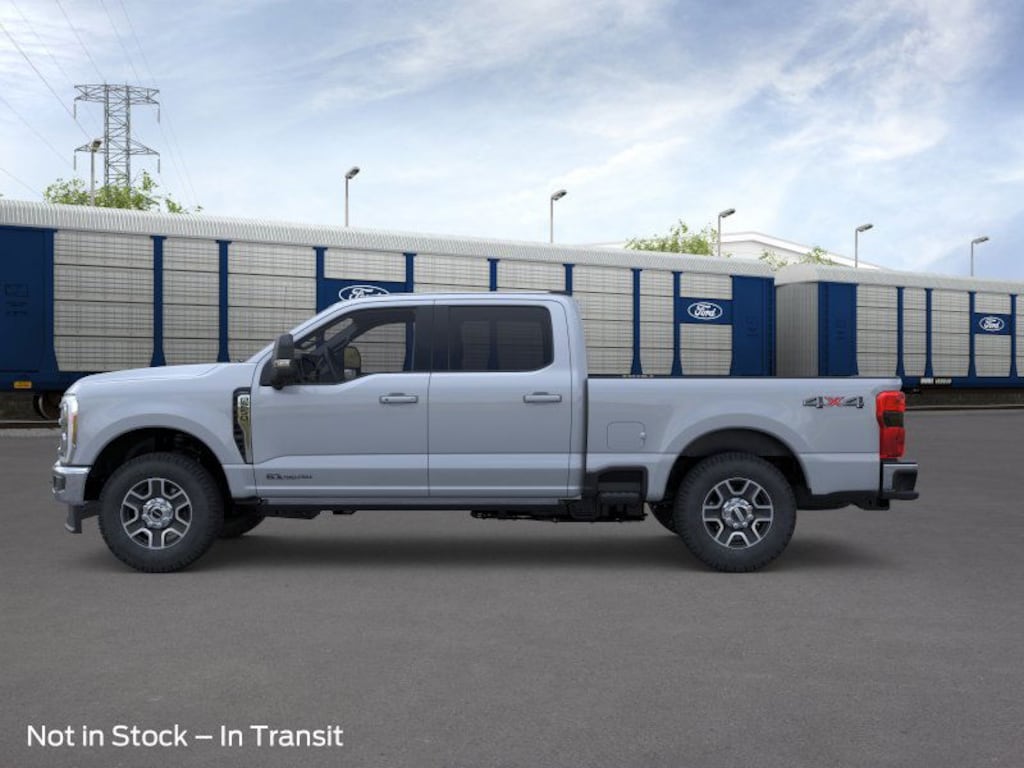 New 2026 Ford F-250 LARIAT Truck Crew Cab