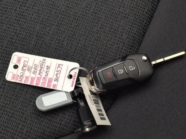 new 2025 Ford Maverick car, priced at $32,460