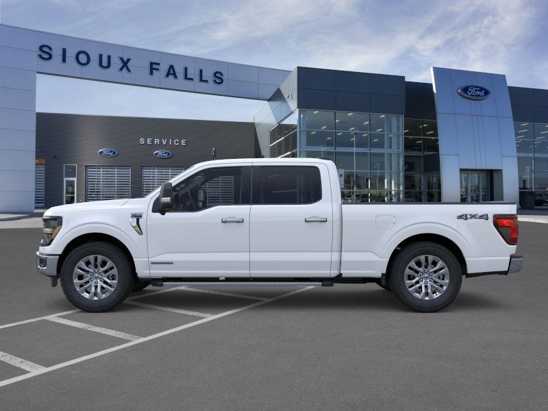 2025 Ford F-150 XLT photo 2