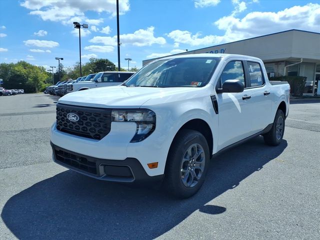 2025 Ford Maverick XLT - Photo 13