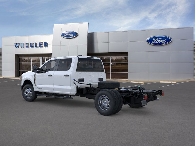 2025 Ford F-350 photo 4