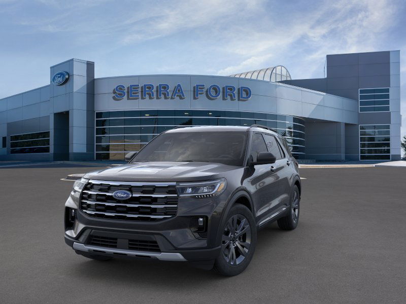 2025 Ford Explorer photo 2