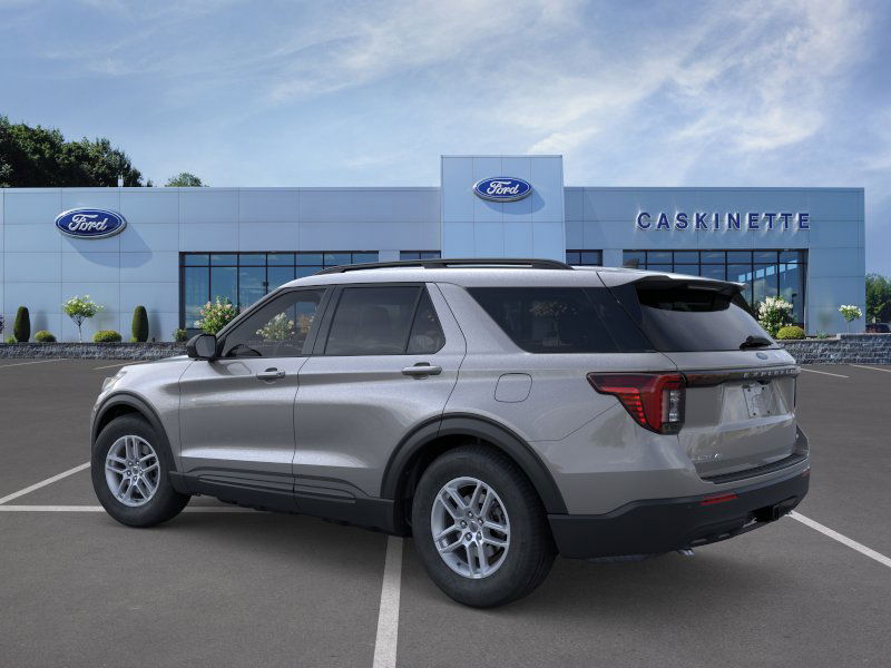 2026 Ford Explorer photo 2