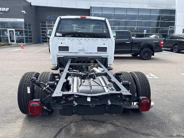 2026 Ford F-350 Super Duty Chassis Cab XL - Photo 15