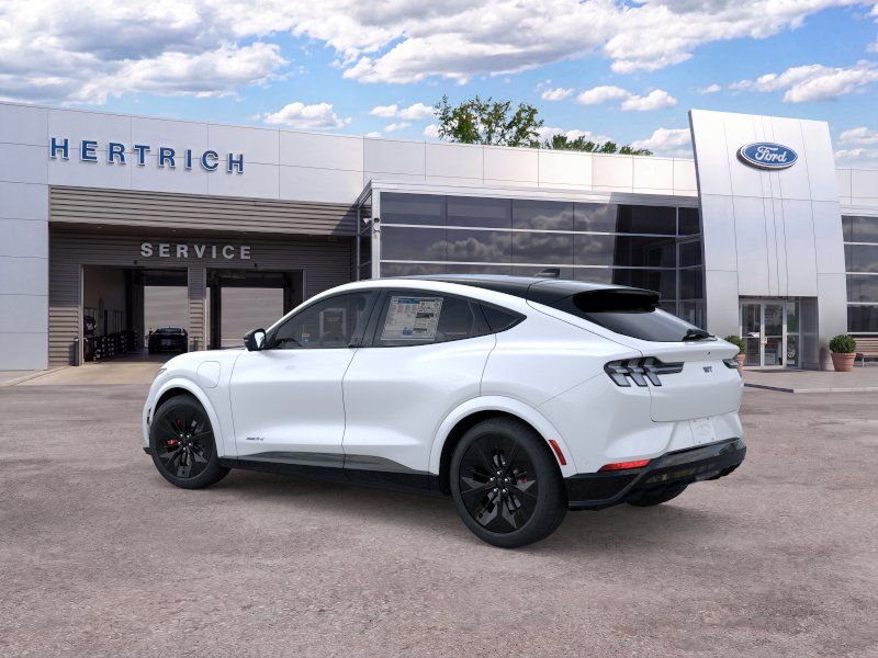 2025 Ford Mustang Mach-E GT - Photo 23