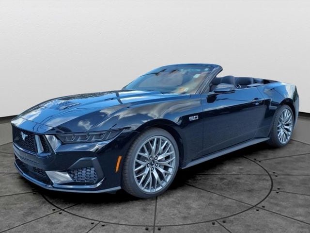 2025 Ford Mustang GT Premium Convertible - Photo 13
