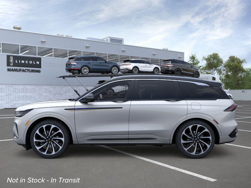 2026 Lincoln Nautilus Black Label photo 2