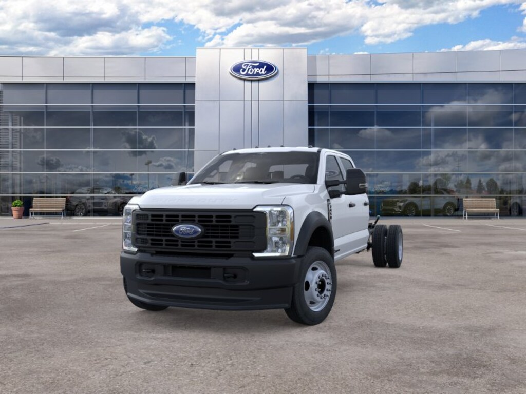 New 2026 Ford F-450 Chassis Truck Crew Cab