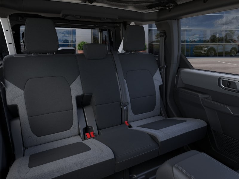 2025 Ford Bronco 4-Door Base - Photo 42
