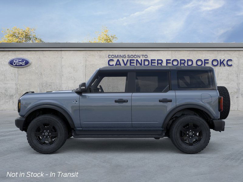 2025 Ford Bronco Outer Banks photo 3