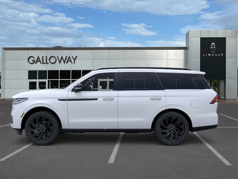 2025 Lincoln Navigator Reserve photo 3