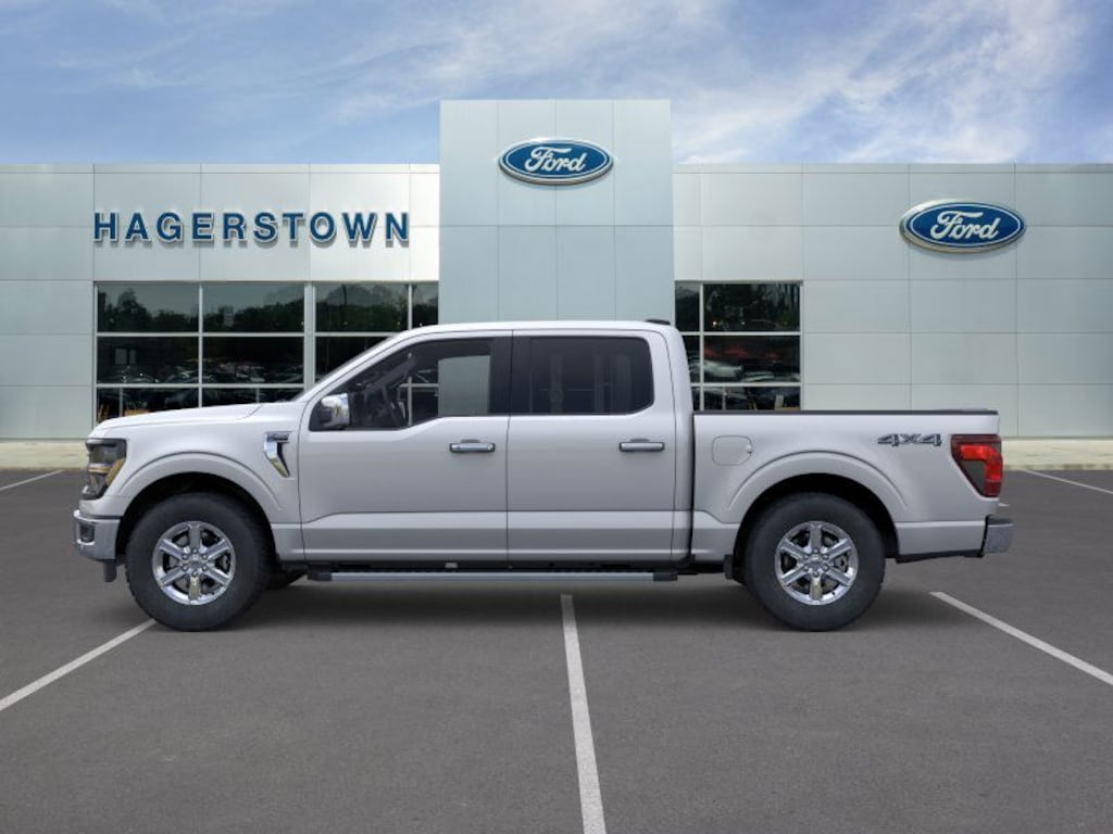 New 2025 Ford F-150 XLT Truck SuperCrew Cab
