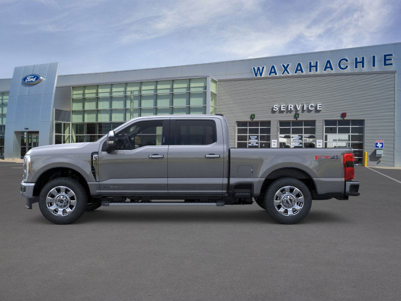 2026 Ford F-350 photo 3