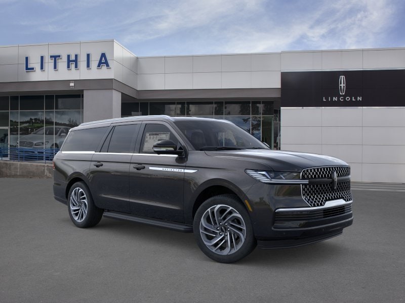 Thumbnail: 2026 Lincoln Navigator L - 37