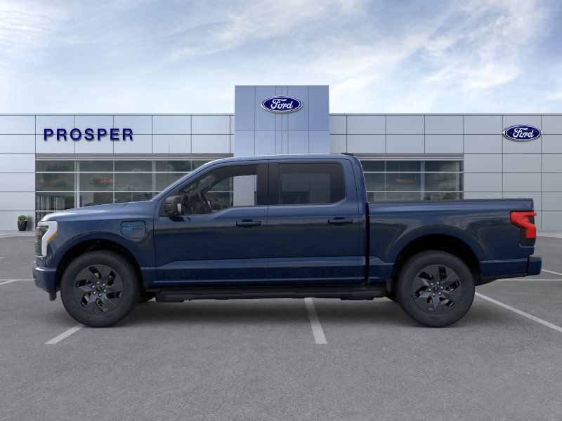 2025 Ford F-150 Lightning photo 3