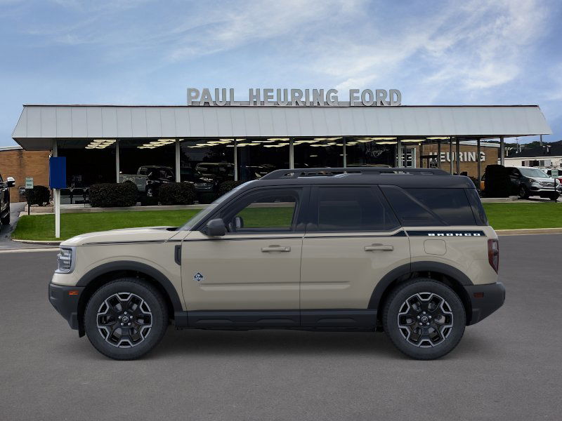 2025 Ford Bronco Sport Outer Banks photo 2
