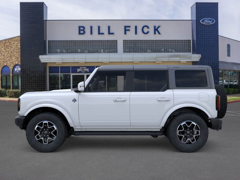 2024 Ford Bronco Outer Banks photo 2
