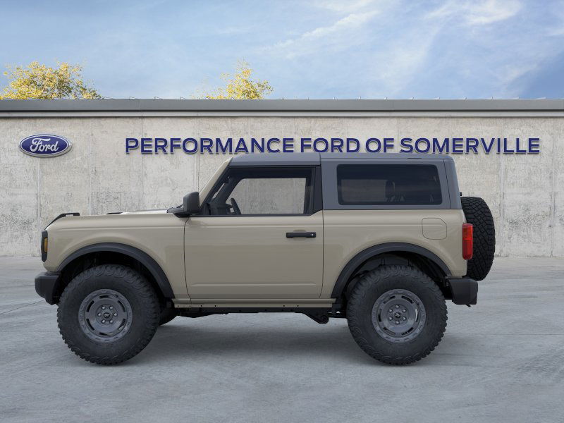 2025 Ford Bronco Base photo 3