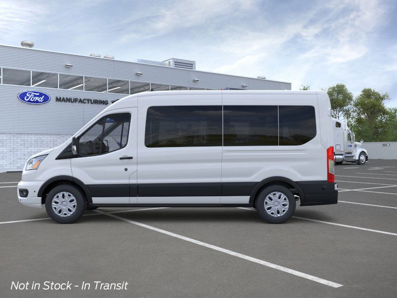 2025 Ford Transit photo 3