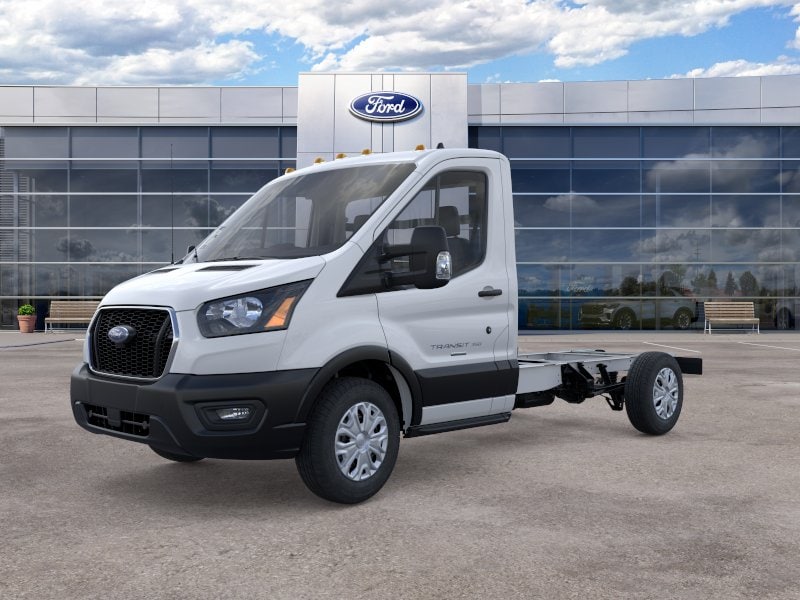 2025 Ford Transit Cutaway Base - Photo 35