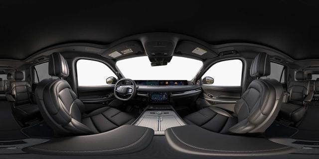 Thumbnail: 2025 Lincoln Navigator L - 16