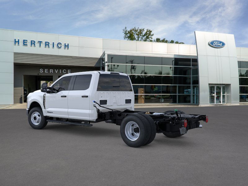 2025 Ford Super Duty F-350 DRW F-350 XL Truck Crew Cab 2025 Ford Super Duty F-350 DRW F-350 XL Truck Crew Cab