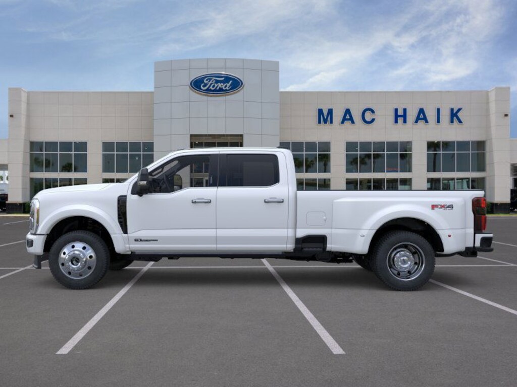 New 2026 Ford F-450 Platinum Truck Crew Cab