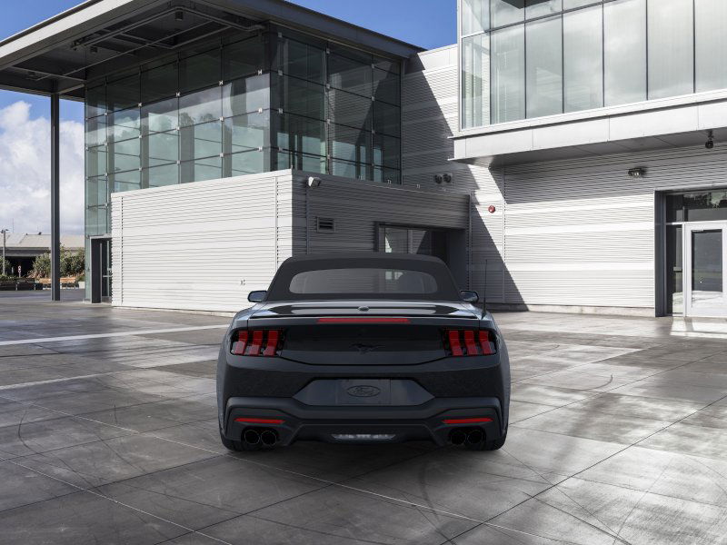 2025 Ford Mustang  5