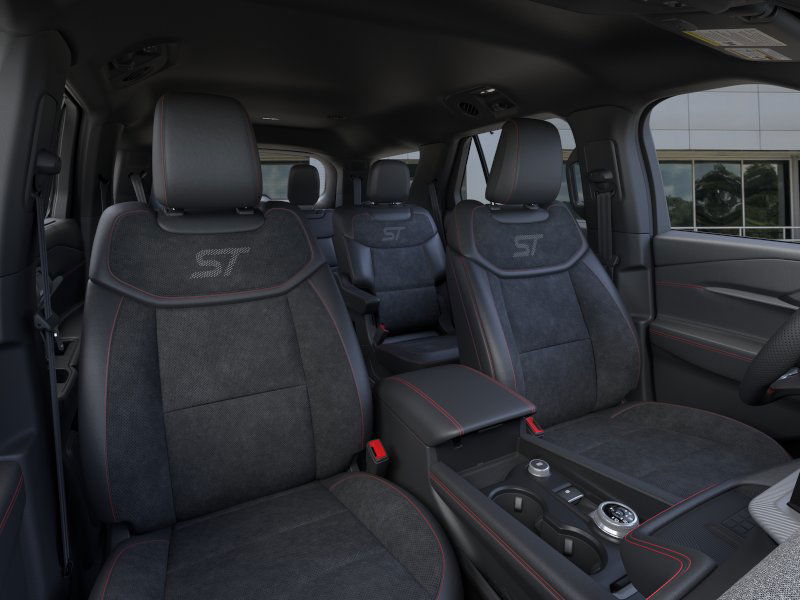 2025 Ford Explorer ST photo 12