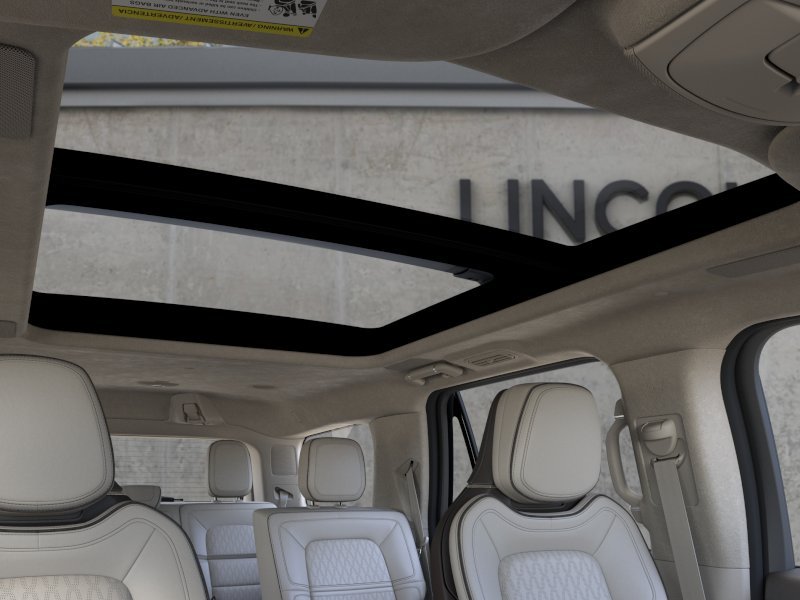 2024 Lincoln Navigator Black Label 22