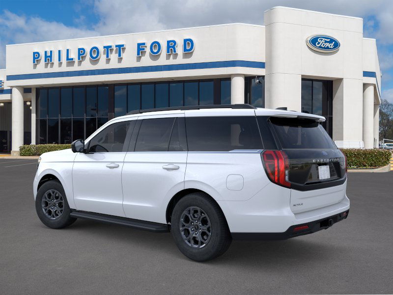2025 Ford Expedition photo 2
