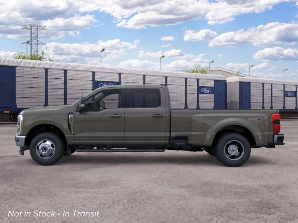 New 2026 Ford Super Duty F-350® Lariat® TRUCK
